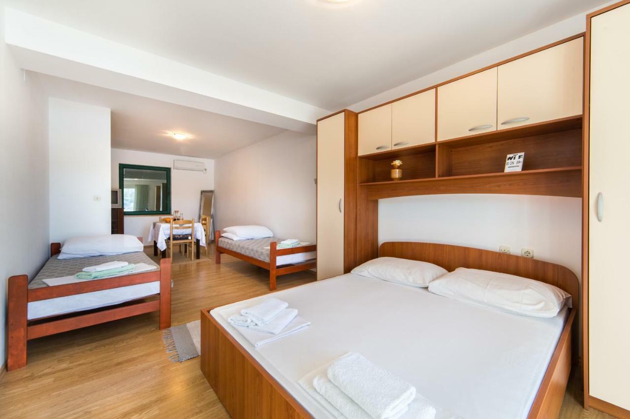 Apartments Barbir Ploce  Ngoại thất bức ảnh
