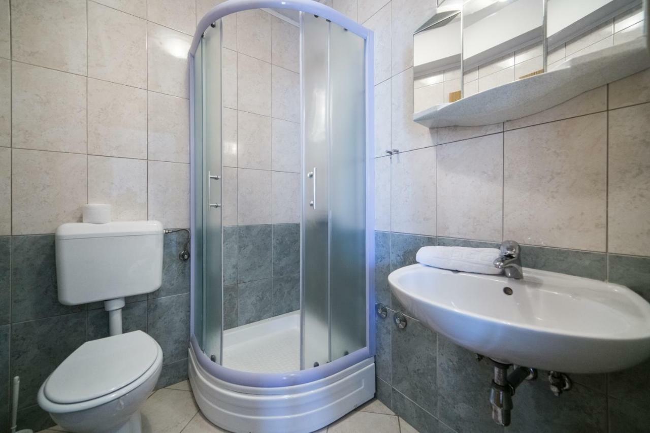 Apartments Barbir Ploce  Ngoại thất bức ảnh